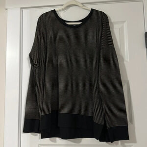 Gold/black long sleeve top